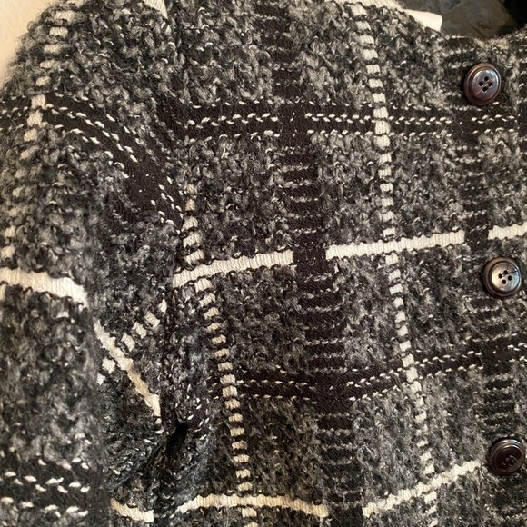 Fashion Bug Plaid Jacket w/ Shoulder Pads - Picture 2 of 4